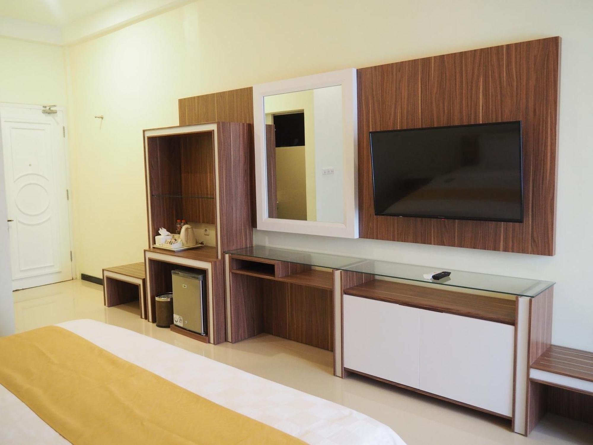 Luminor Hotel Banyuwangi By Wh Banyuwangi (East Java) Exterior foto